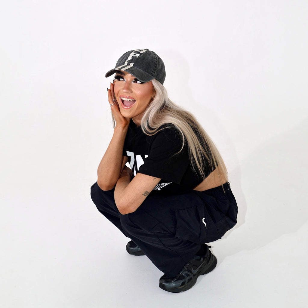 Points For The City Cropped Tee - Black Worn Sophie 